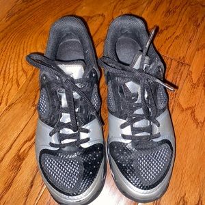 nike volleyball shoes